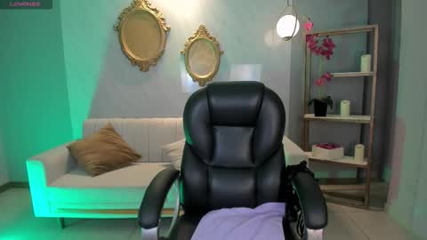 Snapshot of ambarjames_ chatting on September 16, 2025, 12:06 pm Ambar  online show from September 16, 2025, 12:06 pm