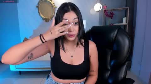 Snapshot of ambarjames_ chatting on September 17, 2025, 11:56 am Ambar  online show from September 17, 2025, 11:56 am