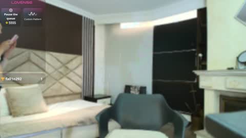 Snapshot of ambaross chatting on December 10, 2024, 7:32 pm Ambar Ross online show from December 10, 2024, 7:32 pm