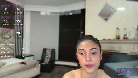 Snapshot of ambaross chatting on December 11, 2024, 10:27 pm Ambar Ross online show from December 11, 2024, 10:27 pm