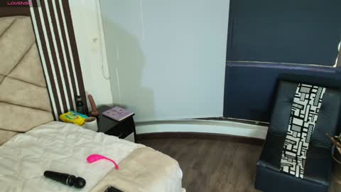 Snapshot of ambaross chatting on January 25, 2025, 7:28 pm Ambar Ross online show from January 25, 2025, 7:28 pm