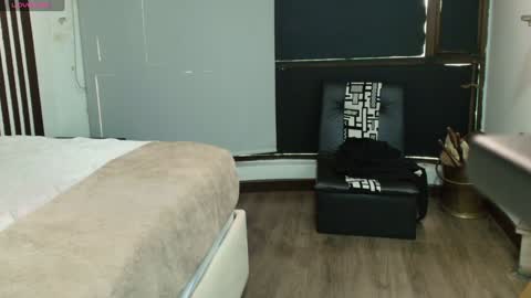 Snapshot of ambaross chatting on February 3, 2025, 7:10 pm Ambar Ross online show from February 3, 2025, 7:10 pm