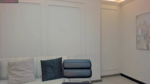 ambarowens online show from February 7, 2026, 4:38 am