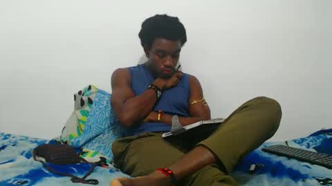 ambartxsex online show from May 7, 2026, 5:13 am