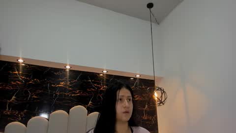   online show from January 5, 2026, 7:39 pm