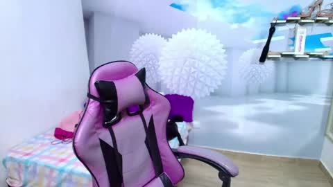 ambel_rose online show from May 7, 2026, 1:44 am