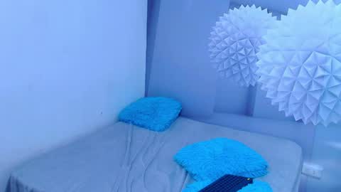 ambel_rose online show from May 15, 2026, 1:12 am