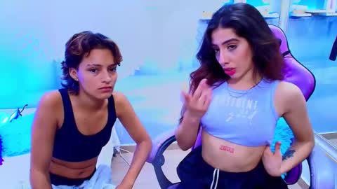 ambel_rose online show from May 17, 2026, 1:03 am