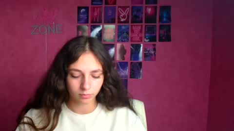 Amber online show from August 6, 2026, 5:53 am