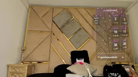 Snapshot of amber_adams_ chatting on September 16, 2025, 5:14 pm Amber  online show from September 16, 2025, 5:14 pm