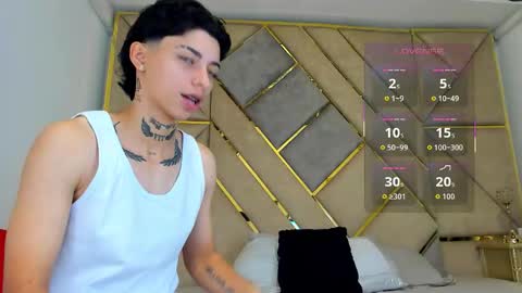 Snapshot of amber_adams_ chatting on October 14, 2025, 12:50 pm Amber  online show from October 14, 2025, 12:50 pm
