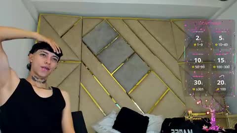Snapshot of amber_adams_ chatting on October 23, 2025, 1:10 pm Amber  online show from October 23, 2025, 1:10 pm