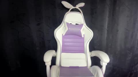 Snapshot of amber_bailey01 chatting on March 20, 2026, 7:02 am Luu online show from March 20, 2026, 7:02 am