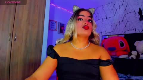 Amber sofia  pitter online show from August 7, 2026, 8:38 am