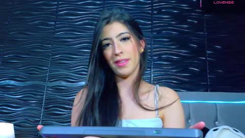 Snapshot of amber_bull chatting on September 23, 2025, 12:30 pm amber_bull online show from September 23, 2025, 12:30 pm