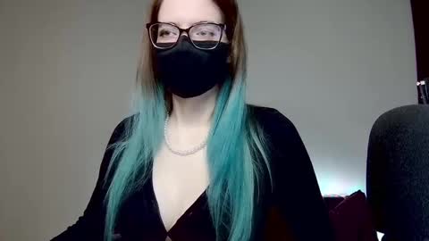 Amber non-nude model online show from February 7, 2025, 12:20 am