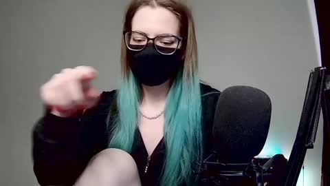 Amber non-nude model online show from February 15, 2025, 10:00 am