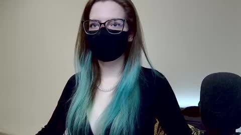 Amber non-nude model online show from March 2, 2025, 12:09 am