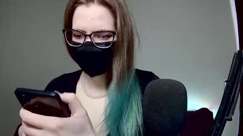 Amber non-nude model online show from March 7, 2025, 5:18 am