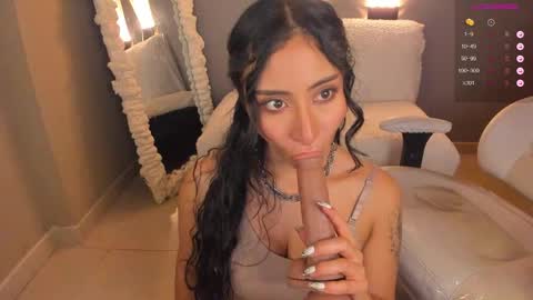 amber_curly online show from January 27, 2025, 7:03 pm