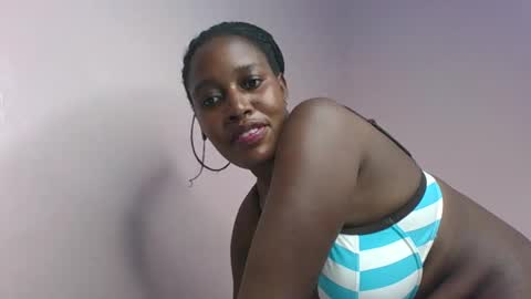 Snapshot of amber_cutie2 chatting on March 15, 2026, 1:33 am amber_cutie2 online show from March 15, 2026, 1:33 am