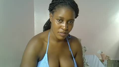 amber_cutie2 online show from June 30, 2026, 11:06 pm