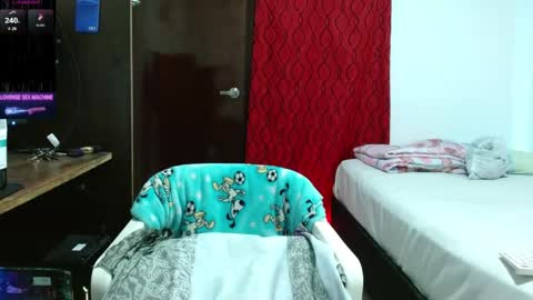 scarlett online show from May 4, 2026, 3:02 am
