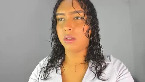 Snapshot of amber_lee20 chatting on October 1, 2025, 11:33 pm LUISA online show from October 1, 2025, 11:33 pm