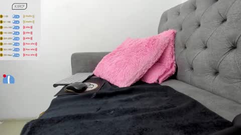 Snapshot of amber_martinezz chatting on January 25, 2025, 6:24 pm ammber online show from January 25, 2025, 6:24 pm