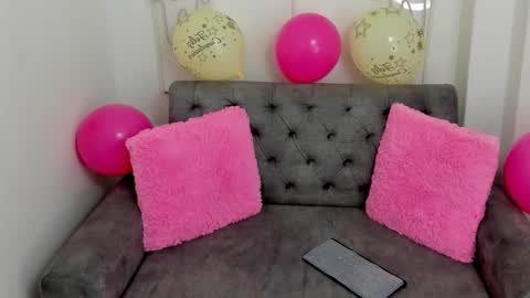Snapshot of amber_martinezz chatting on February 5, 2025, 12:06 pm ammber online show from February 5, 2025, 12:06 pm