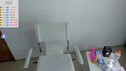 Snapshot of amber_martinezz chatting on February 28, 2025, 12:09 pm ammber online show from February 28, 2025, 12:09 pm