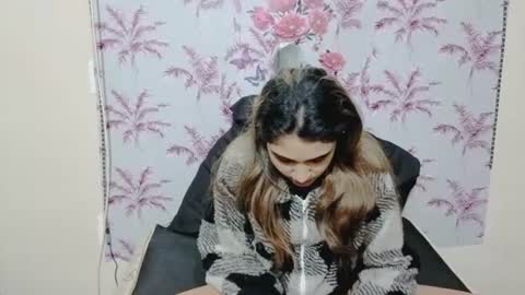 Snapshot of amber_rose06 chatting on June 28, 2026, 5:35 am Amber online show from June 28, 2026, 5:35 am