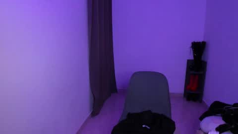 find me here ---    online show from March 25, 2026, 1:00 am