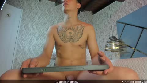 amber y tonny online show from January 26, 2025, 11:39 am