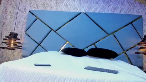 amber y tonny online show from February 20, 2025, 12:04 pm