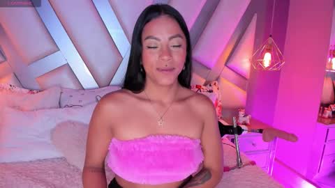 Snapshot of amber_villalobos chatting on September 27, 2025, 5:34 am Tell me Amber online show from September 27, 2025, 5:34 am