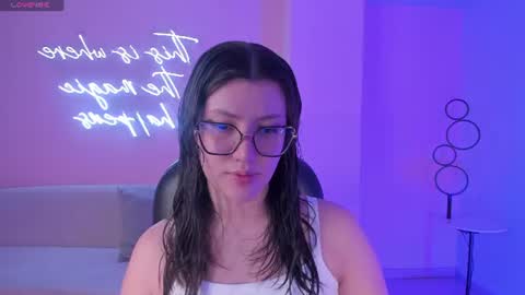 Amber  online show from June 20, 2026, 8:11 pm