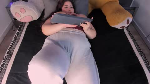 Snapshot of amberinihoffman chatting on September 21, 2025, 11:56 am Amber  online show from September 21, 2025, 11:56 am