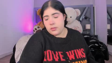 Snapshot of amberinihoffman chatting on October 17, 2025, 12:19 pm Amber  online show from October 17, 2025, 12:19 pm