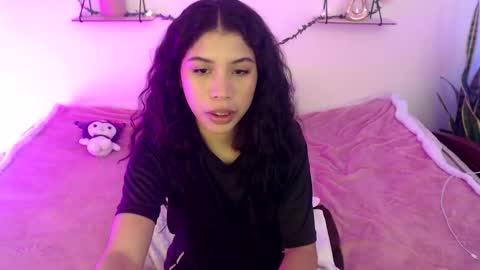 Amber Jeong online show from December 13, 2024, 3:05 am