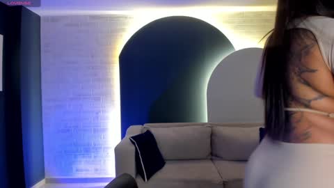 Snapshot of amberlewis_ chatting on January 26, 2025, 10:57 pm Amber  online show from January 26, 2025, 10:57 pm