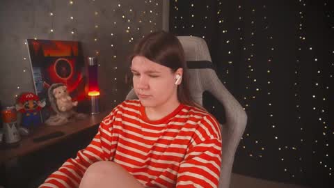 my name is Sonya but you can call me your favorite girl 3 online show from February 1, 2026, 5:06 am