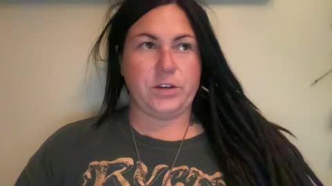 ambermoss7 online show from June 17, 2026, 3:42 am