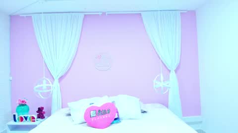 Snapshot of amberprescott chatting on December 18, 2024, 10:51 am Amber online show from December 18, 2024, 10:51 am