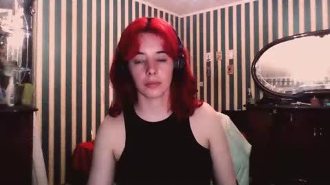 amberrrdolll online show from June 30, 2026, 8:21 pm