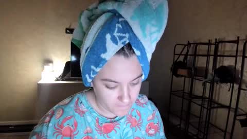 ambrosia__ online show from September 22, 2025, 12:07 pm