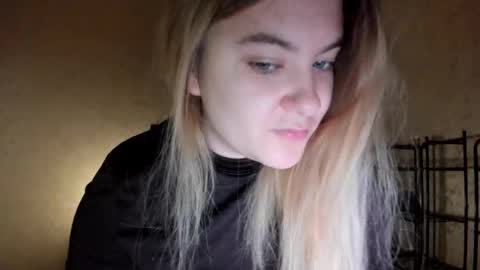 ambrosia__ online show from October 6, 2025, 3:48 am