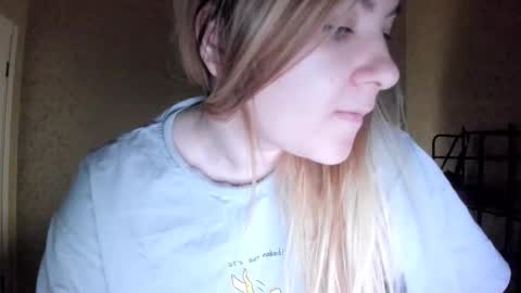 ambrosia__ online show from October 8, 2025, 12:41 am