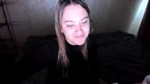 ambrosia__ online show from October 19, 2025, 8:04 am