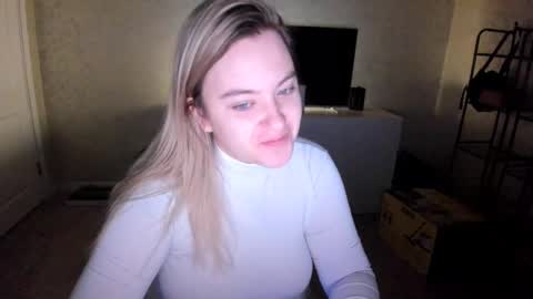 ambrosia__ online show from October 23, 2025, 4:12 am